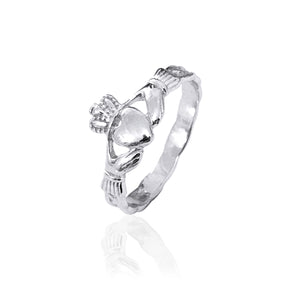 Maids Solid Knot Band Claddagh Ring